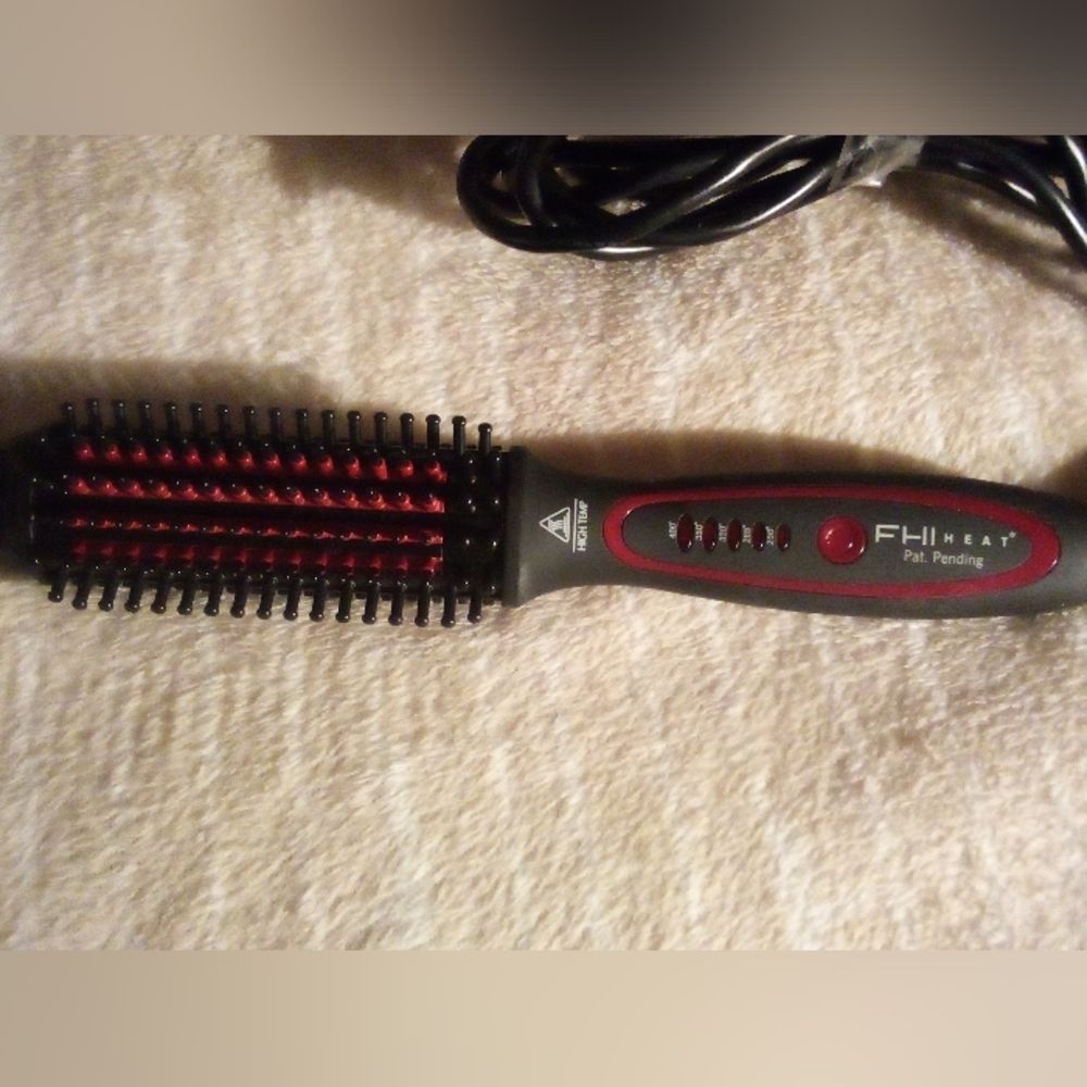 FHI Heat Stylus Thermal Styling Brush, Black